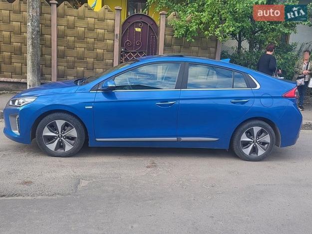 Hyundai Ioniq, 2017г. 0.0л. Електро Рівне в кредит