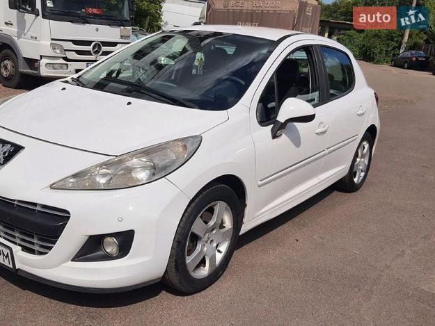 Peugeot 207, 2011г. 1.6л. бензин Київ в кредит