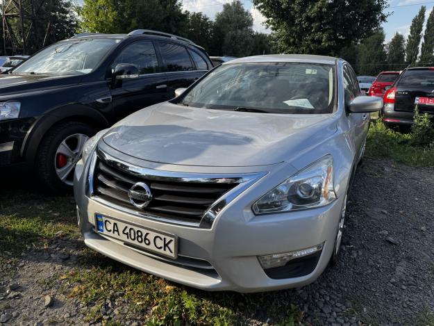 Nissan Altima, 2013г. 2.5л. гібрид Луцьк в кредит
