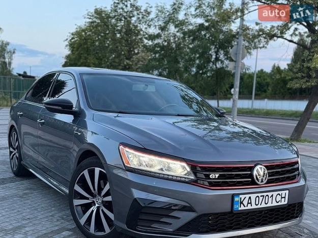 Volkswagen Passat, 2018г. 3.6л. бензин Київ в кредит