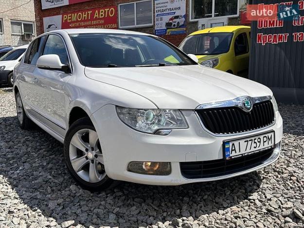 Skoda Superb, 2011г. 2.0л. дизель Черкаси в кредит