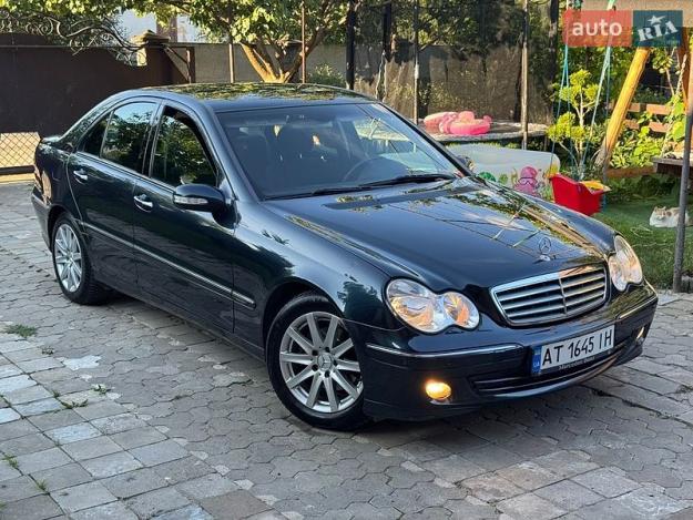 Mercedes-benz C-class, 2004г. 1.8л. бензин Івано-Франківськ в кредит