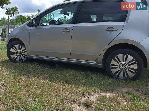 Volkswagen E-up, 2014г. 0.0л. Електро Івано-Франківськ в кредит