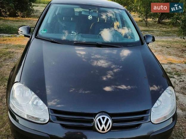 Volkswagen Golf, 2004г. 1.4л. бензин Полтава в кредит