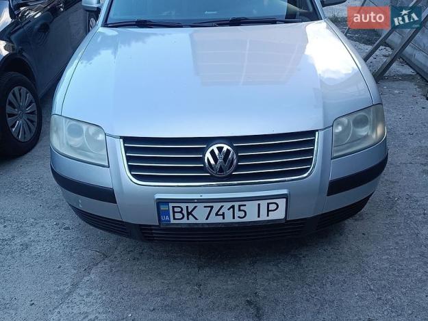 Volkswagen Passat, 2001г. 1.6л. бензин Рівне в кредит