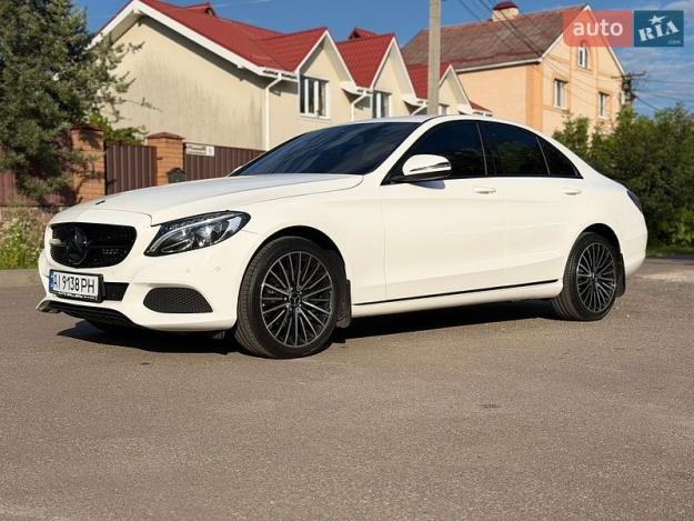 Mercedes-benz C-class, 2015г. 2.0л. бензин Київ в кредит
