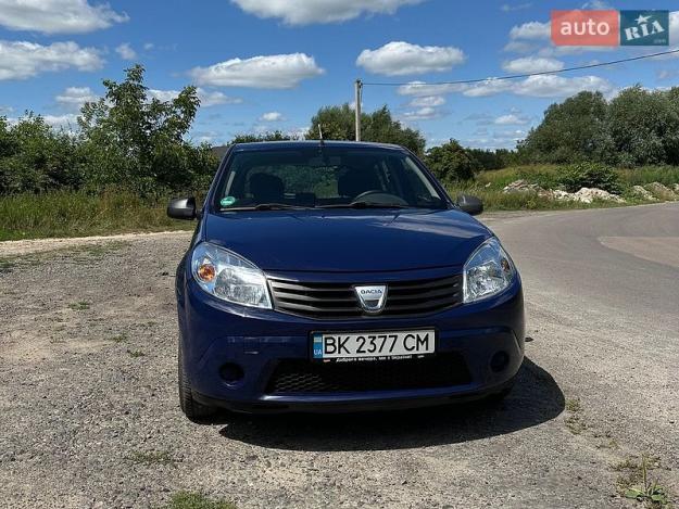 Dacia Sandero, 2009г. 1.4л. бензин Рівне в кредит