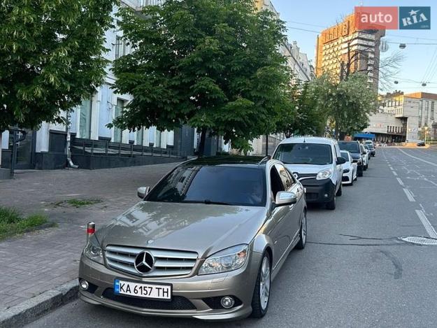 Mercedes-benz C-class, 2007г. 1.8л. бензин Київ в кредит