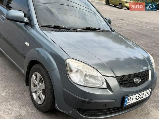 Kia Rio, 2008г. 1.4л. бензин Полтава в кредит