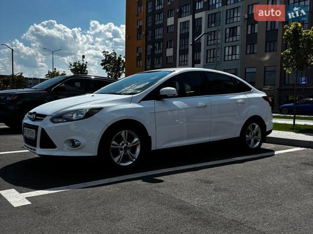 Ford Focus, 2013г. 1.0л. бензин Рівне в кредит