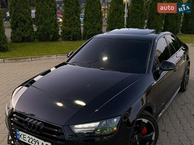 Audi A4, 2017г. 2.0л. бензин Київ в кредит