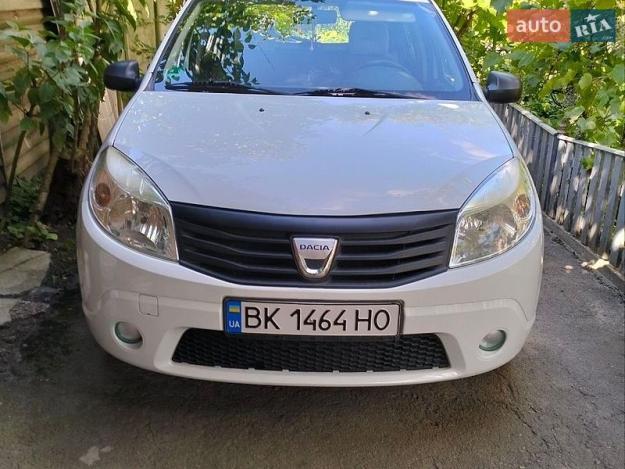 Dacia Sandero, 2009г. 1.4л. бензин Рівне в кредит