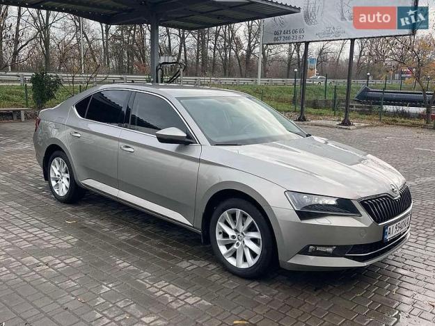 Skoda Superb, 2017г. 1.8л. бензин Київ в кредит