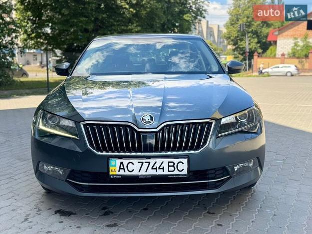 Skoda Superb, 2017г. 2.0л. дизель Луцьк в кредит