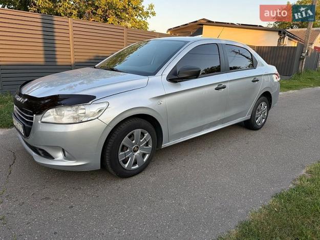 Peugeot 301, 2013г. 1.2л. бензин Київ в кредит