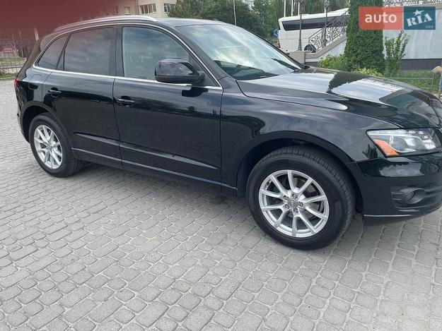 Audi Q5, 2012г. 2.0л. бензин Львів в кредит