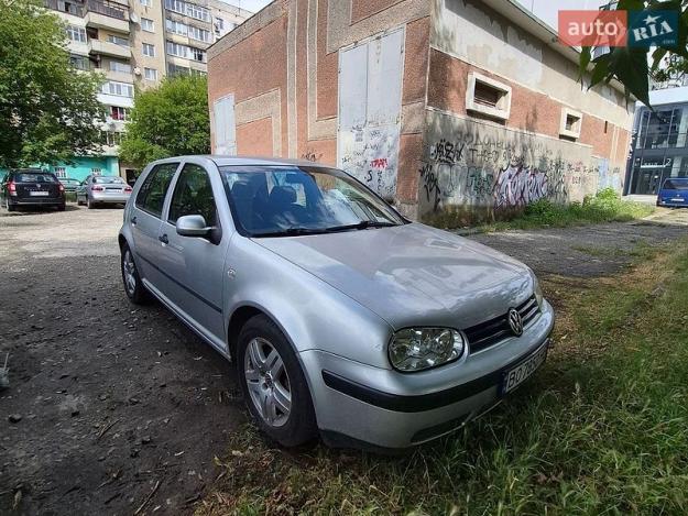 Volkswagen Golf, 2003г. 1.6л. бензин Івано-Франківськ в кредит