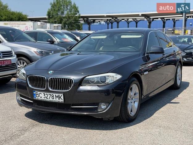 Bmw 528i, 2013г. 2.0л. бензин Львів в кредит