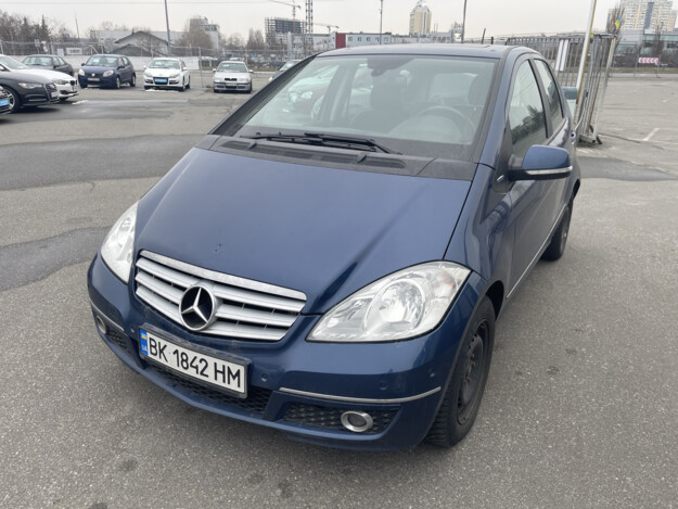 Mercedes-benz A 180, 2011г. 1.7л. бензин Київ в кредит