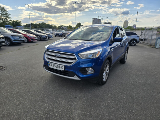 taziki pic 2025 07 000000160286652 35 Ford Escape 2017р. 1.5 бензин, Київ - 13600 грн/міс.