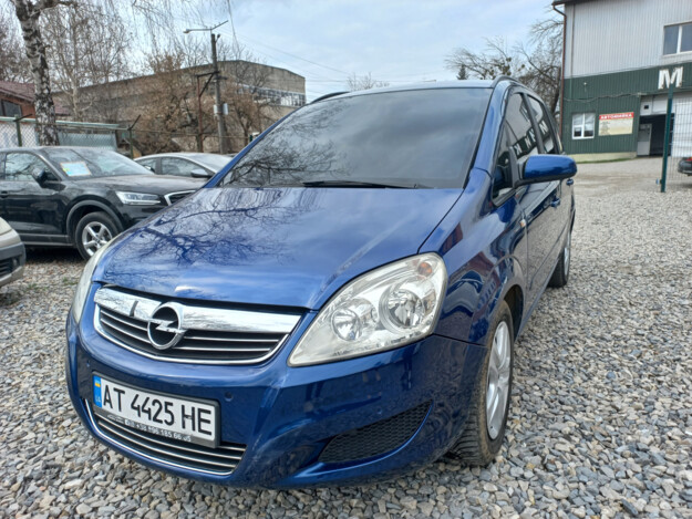 taziki pic 2025 07 000000160303917 25 Opel Zafira 2009р. 1.6 бензин, Івано-Франківськ - 7600 грн/міс.