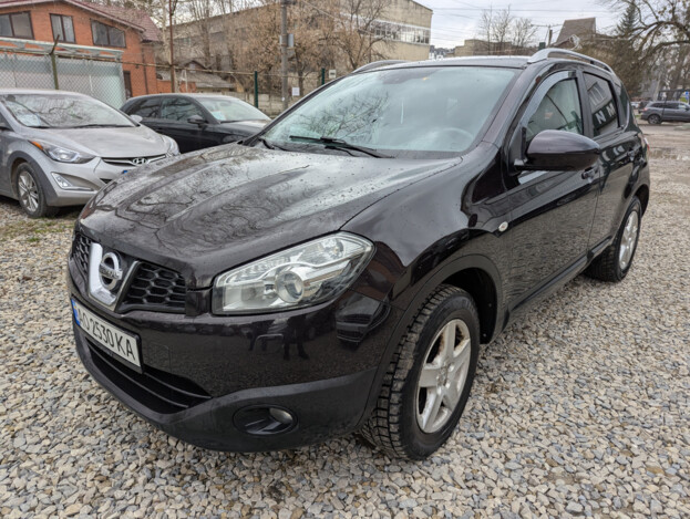 taziki pic 2025 07 000000160308983 10 Nissan Qashqai 2011р. 2.0 дизель, Івано-Франківськ - 11200 грн/міс.