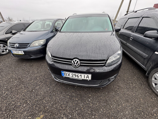 Volkswagen Touran, 2013г. 2.0л. дизель Кам'янець-Подільський в кредит