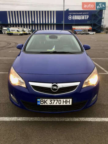 Opel Astra, 2011г. 1.7л. дизель Рівне в кредит