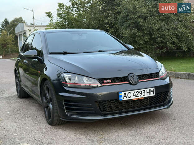 Volkswagen Golf gti, 2015г. 2.0л. бензин Рівне в кредит