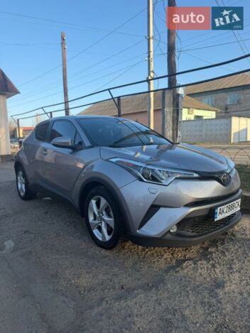 Toyota C-hr, 2018г. 2.0л. бензин Харків в кредит