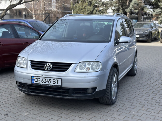 Volkswagen Touran, 2003г. 2.0л. дизель Чернівці в кредит
