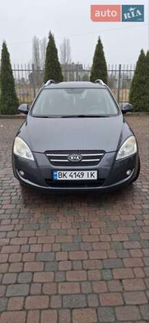 Kia Ceed, 2008г. 2.0л. бензин Рівне в кредит