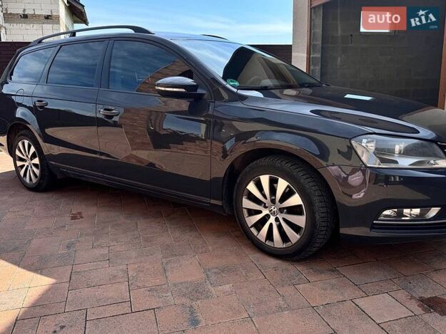 Volkswagen Passat, 2011г. 2.0л. дизель Рівне в кредит
