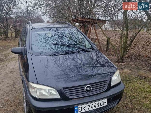 Opel Zafira, 2002г. 2.2л. дизель Рівне в кредит