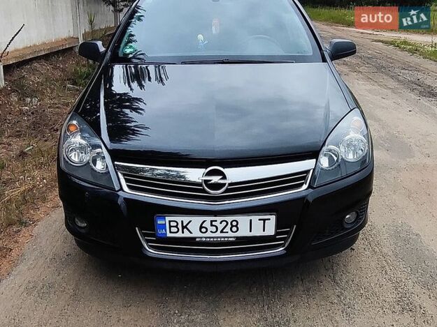 Opel Astra, 2009г. 1.6л. бензин Рівне в кредит