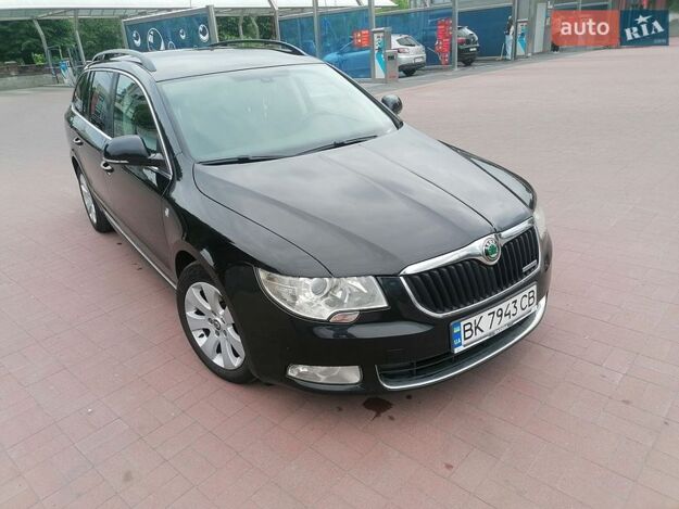 Skoda Superb, 2011г. 1.6л. дизель Рівне в кредит