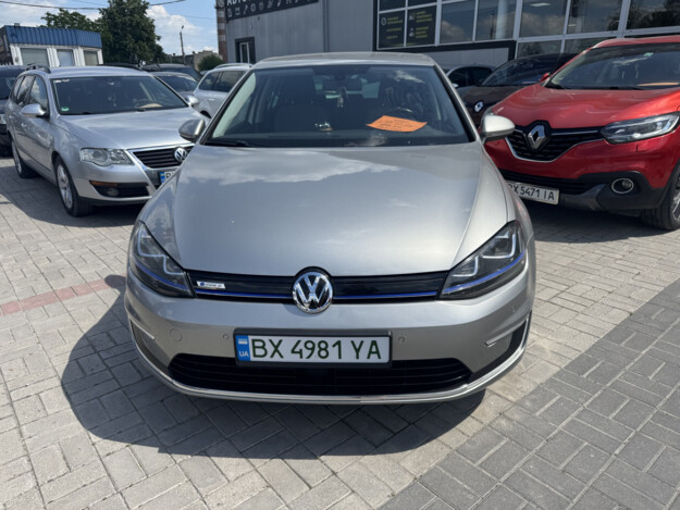 Volkswagen E-golf, 2015г. 24.0л. Електро Кам'янець-Подільський в кредит