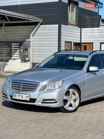 Mercedes-benz E-class, 2011г. 2.1л. дизель Рівне в кредит