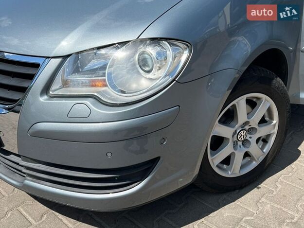 Volkswagen Touran, 2007г. 1.6л. бензин Рівне в кредит