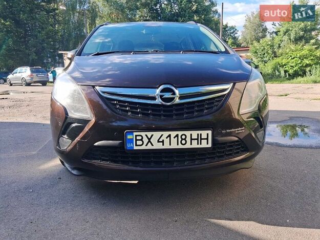 Opel Zafira tourer, 2014г. 1.6л. дизель Хмельницький в кредит
