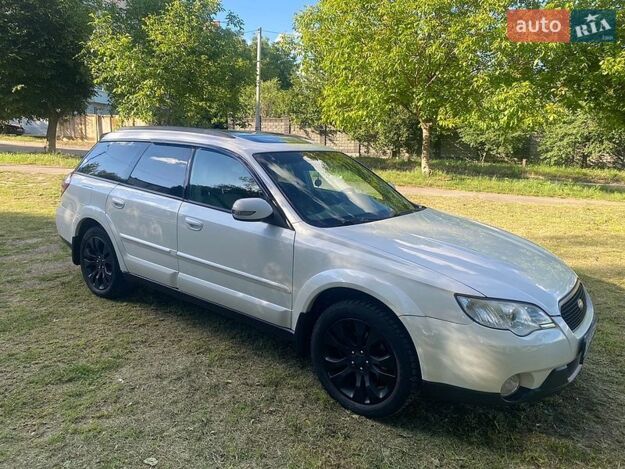 Subaru Outback, 2008г. 3.0л. бензин Рівне в кредит