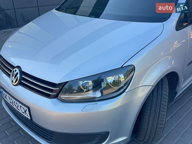 Volkswagen Touran, 2012г. 1.6л. дизель Рівне в кредит