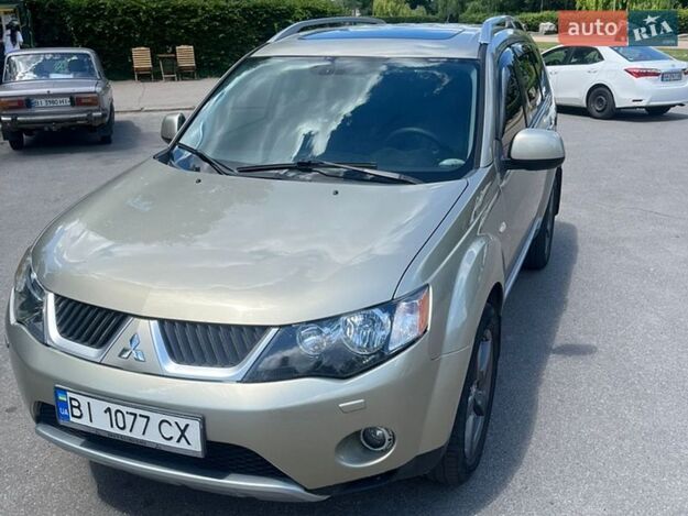 Mitsubishi Outlander xl, 2008г. 2.4л. бензин Полтава в кредит
