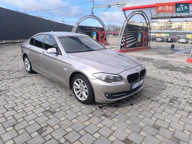 Bmw 5 series, 2011г. 2.5л. бензин Полтава в кредит
