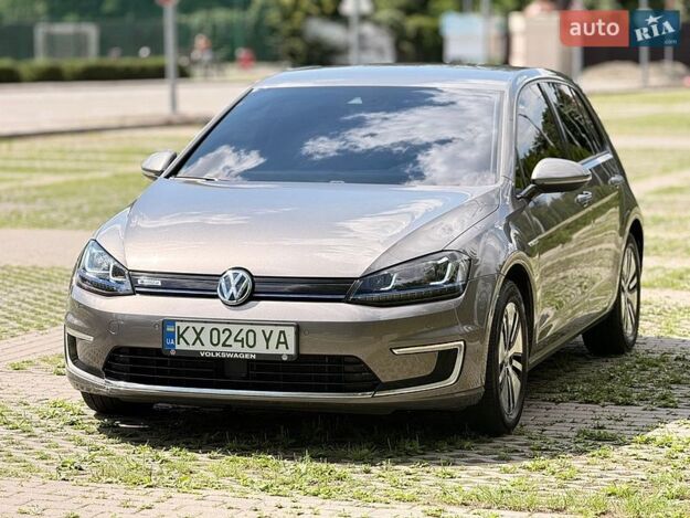 Volkswagen E-golf, 2015г. 0.0л. Електро Харків в кредит