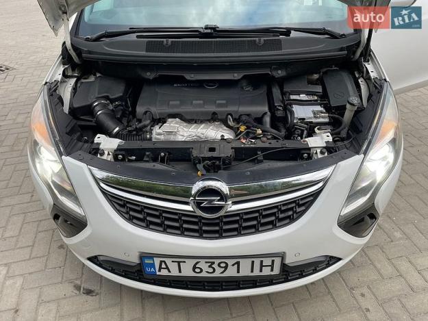 Opel Zafira, 2012г. 2.0л. дизель Івано-Франківськ в кредит