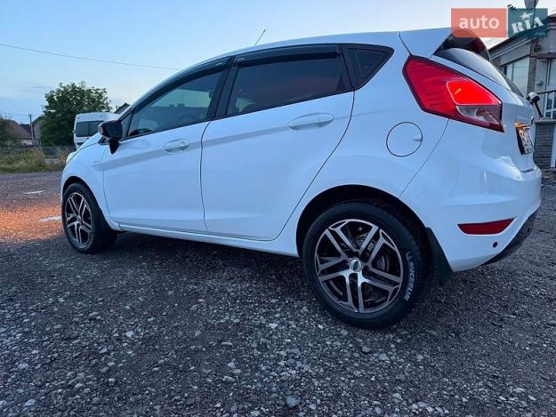 Ford Fiesta, 2013г. 1.4л. бензин Тернопіль в кредит