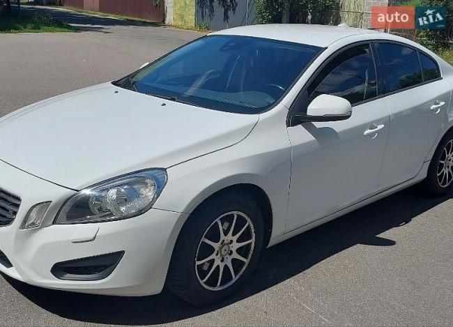 Volvo S60, 2011г. 1.6л. бензин Київ в кредит