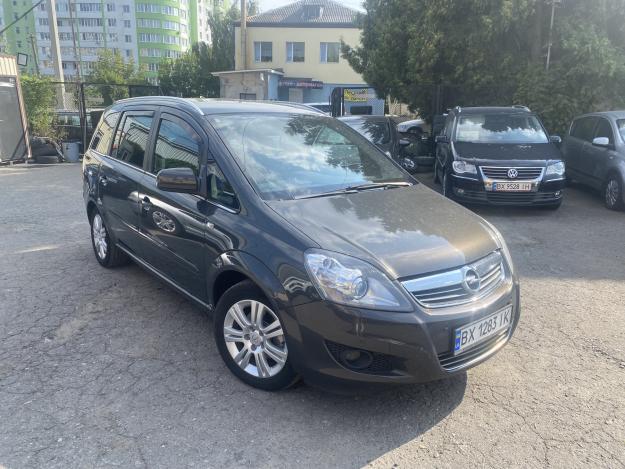 Opel Zafira, 2013г. 1.8л. бензин Хмельницький в кредит