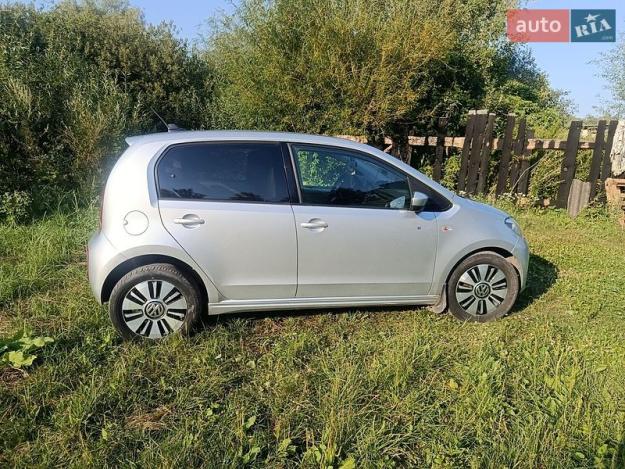 Volkswagen E-up, 2013г. 0.0л. Електро Рівне в кредит